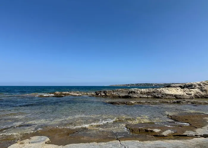 Oasi Di Vila Brucoli